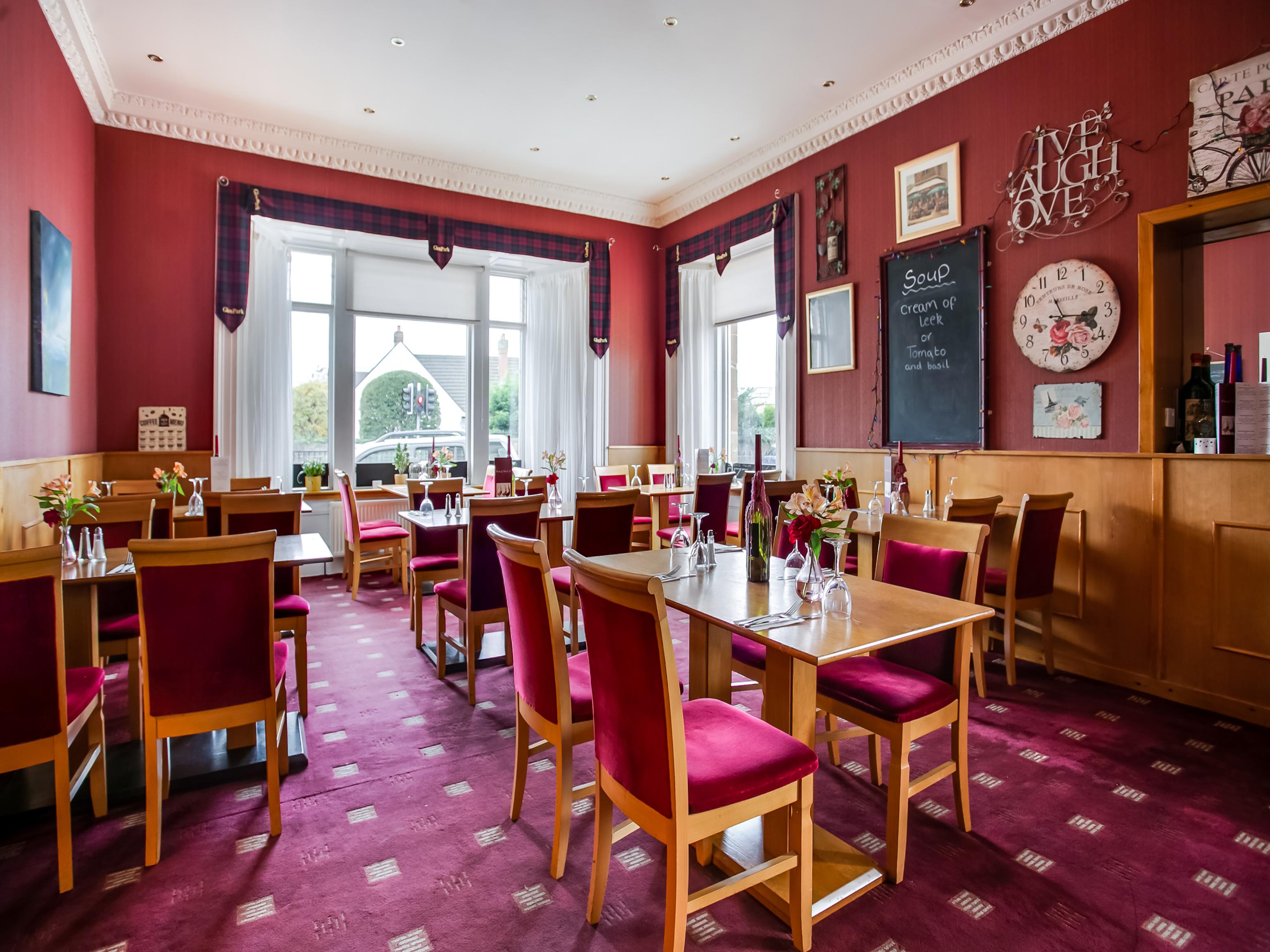 Oyo Glenpark Hotel, Ayr Central Exterior photo